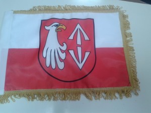 FLAGA NA MOTOR z LOGO, WG WŁASNEGO PROJEKTU