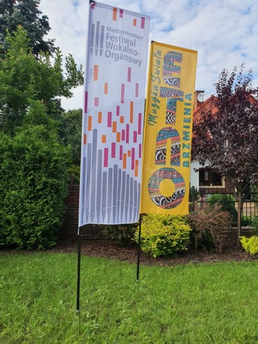 Flaga bannerowa 4,4x0,80  (Flying Banner) flaga+maszt 
