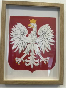 Godło Polski  w ramie drewnianej bukowej 30x40cm