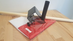 Zestaw flagowy balkonowy (flaga, drzewiec i uchwyt)