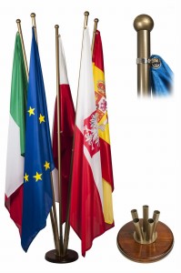 Stojak na flagi drewniany 5 ramienny